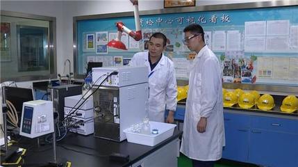 市總工會首創職工技術創新專項集體合同 新材料研發職工獎勵待遇再提升